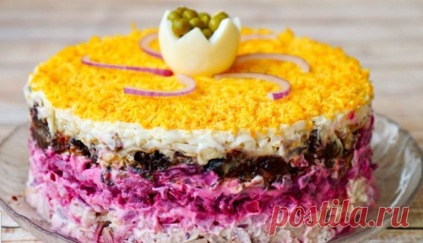 Вкуснейший слоеный салат «Граф» со свеклой и курицей