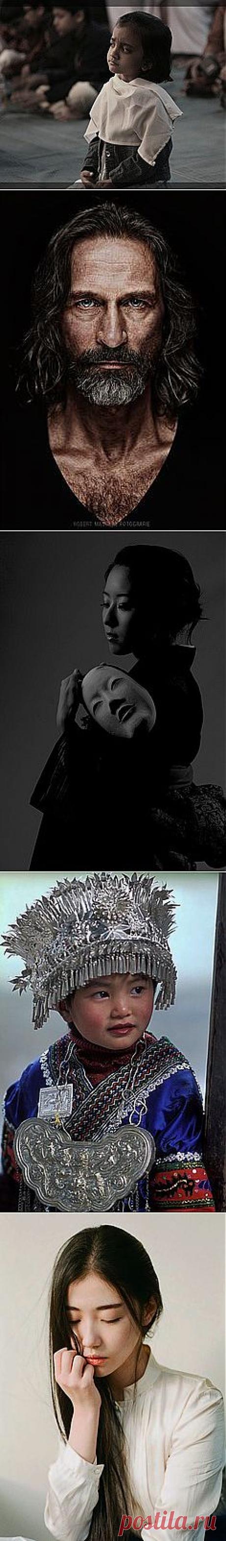 D. by `zemotion | Windows to the Soul