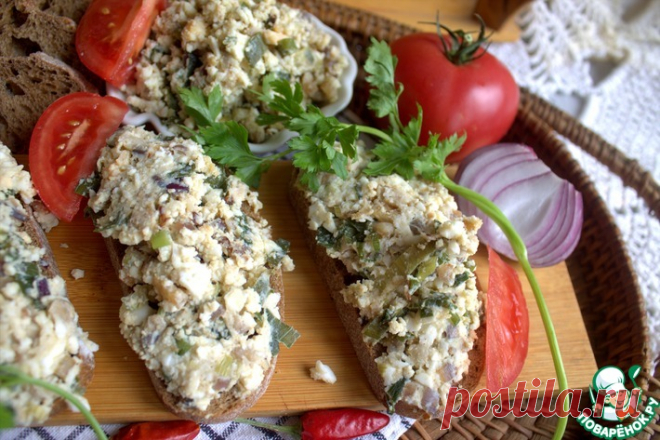 Яичный салат со шкварками Кулинарный рецепт