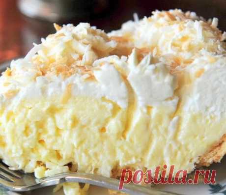 Нежнейший кокосовый пирог с толстым слоем крема. Вкусно! Ингредиенты: 1 чашка кокосовой стружки 3 стакана 10 % сливок 2 яйца, взбитых 3/4 стакана белого сахара 1/2 чашки муки 1/4 чайной ложки соли 1 ч.л. ванильного экстракта 1...