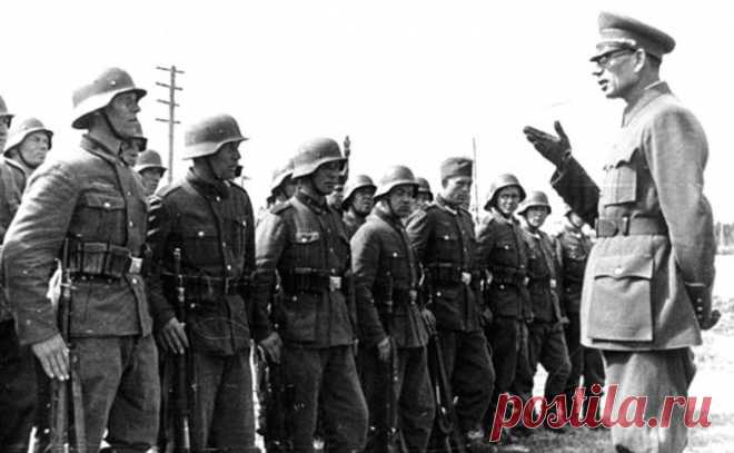 Андрей Власов был умным и очень коварным человеком со своими далеко идущими устремлениями. Предавал он легко, и делал это дважды.