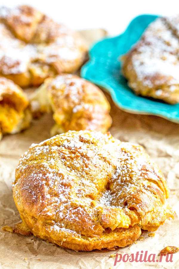 Pumpkin Croissants in less than 30 Minutes