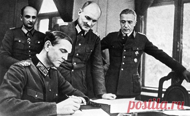 Тема перехода красноармейцев на службу гитлеровской Германии подробно проработана и хорошо освещена. А вот ситуации, когда гитлеровцы работали на советскую сторону, остаются в тени. Мы прольём немного света.