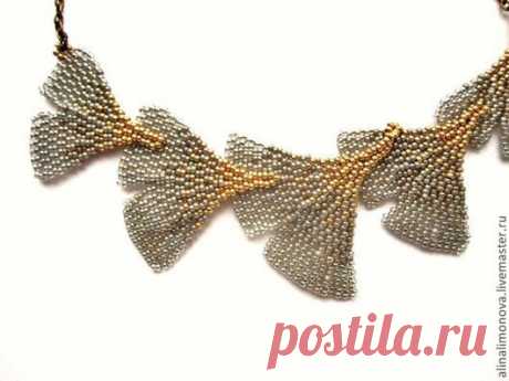 Купить Колье Листья Гинкго - серый, золотой, botanical jewelry, ботаника, гинкго, листья