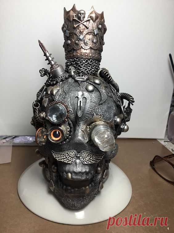 Steampunk Earl- Altered Bottle