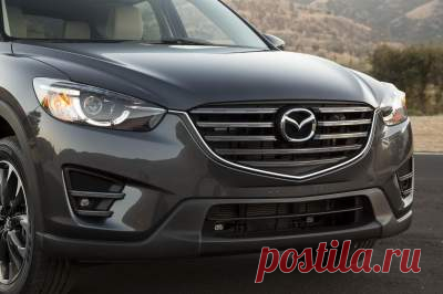 Mazda частично рассекретила новый кроссовер CX-4