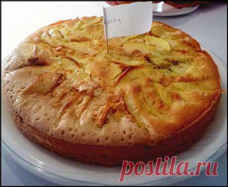 Шарлотка с мёдом. Рецепты медовой шарлотки с разными наполнителями. Различные варианты приготовления шарлотки с мёдомШарлотка — все рецепты