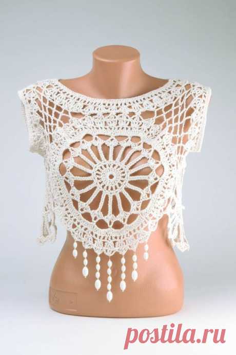 Openwork crocheted top by FineHandMadeClothes on Etsy | Irma | Boleros, Algodón y Hecho A Mano