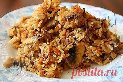 Грибной плов - очень ароматный, рассыпчатый, сочный.
