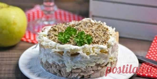 Вкусный салат «Анютка» для любого застолья: просто и быстро На днях искала рецепты закусок, подготавливаюсь к Новому году – хочу что-то новенькое приготовить, а то