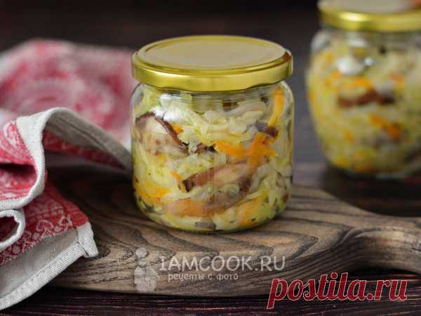 Солянка с маслятами и капустой на зиму — рецепт с фото Универсальная заготовка на зиму, которую можно использовать как холодную овощную закуску, как гарнир (если разогреть), как основу для приготовления щей с грибами и даже как начинку для пирогов. Эта солянка готовится без томата и без помидоров, чтобы не перебить вкус и аромат маслят.