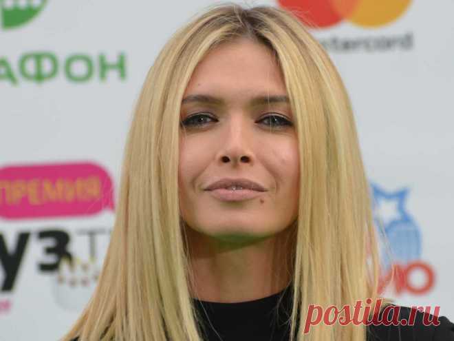 Экс-солистка «Тутси» о будущем Брежневой без мужа-продюсера: «Будет давать концерты на старом материале и ездить по заказникам» Последние новости шоу-бизнеса России и мира, биографии звезд, гороскопы - Вешкаймские вести