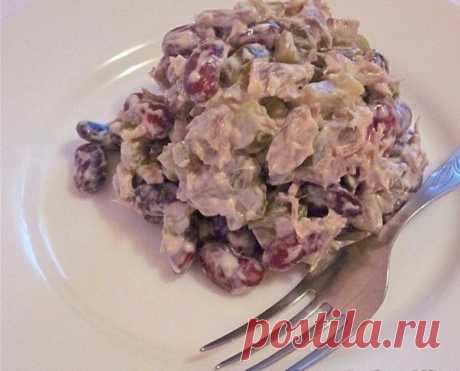 Салат из говядины и красной фасоли