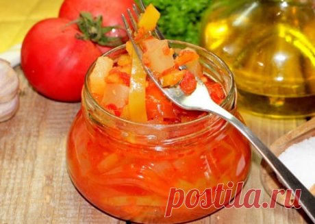 Салаты из кабачков на зиму — вкуснейшие рецепты с овощами, зеленью и специями Пикантные кабачки с лимоном и базиликом, чесноком и зеленью, острые закуски с кабачками по-корейски и с хреном, рецепты нежных кабачков с майонезом и яблочным соком, а также маринованные цукини, напоминающие по вкусу грузди.