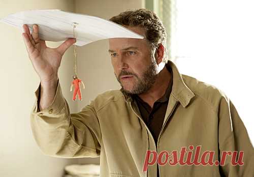 Уильям Петерсен