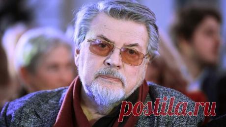 Ширвиндт написал пронзительное письмо из больницы: "Снаряды рвутся рядом" 
«Мне бы больше хотелось иметь безвестность здоровым, чем славу в реанимации" 
 
Александр Ширвиндт в больнице. Лечится от коронавируса - как он говорит, от модной болезни. Телефон, взорвавшийся от звонков с момента госпитализации, выключил. Исключение сделал только для нас. Но предупредил, что всякие там «как себя чувствуете?» и пагубное влияние вируса на артистический организм не готов обсуждать. Б...