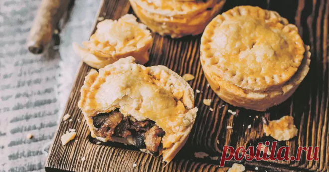 Три рецепта вкусных мясных и фруктовых пирогов - Новости на KP.UA