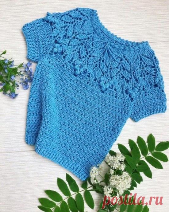 Красивая ажурная кокетка крючком