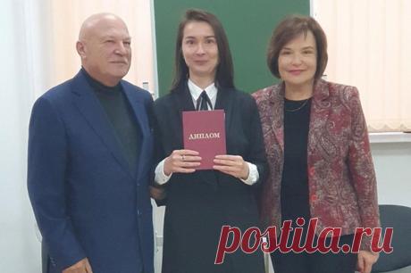 «Была прекрасным человеком». В Кирове простились с Надеждой Ярыгиной. В Кирове родственники и друзья простились с погибшей на турецком курорте Надеждой Ярыгиной.