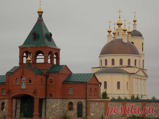 Михайловский монастырь