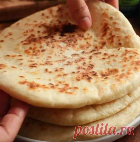 Пеку хлебные лепешки на сковороде - и хлеба не нужно: как пух. Вкусный хлеб без духовки - хоть каждый день пеки | В саду у Валентинки | Яндекс Дзен