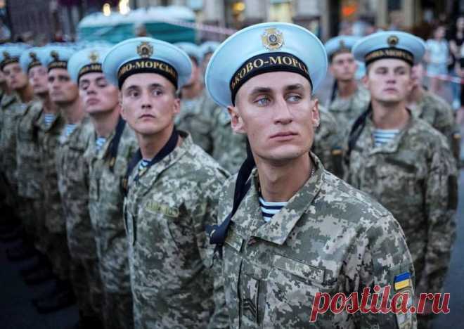 Пользователей рассмешила новая форма украинских моряков