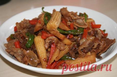 Салат из легкого - вкусное и питательное блюдо. 4 способа его приготовления