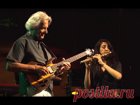 John McLaughlin - Stella by Starlight & My Favorite Things - Live at Berklee Valencia Campus
50 + ВИДЕО