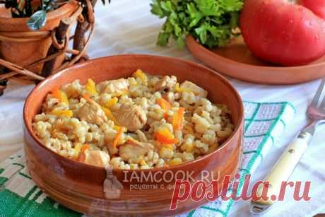 Плов из перловки с курицей