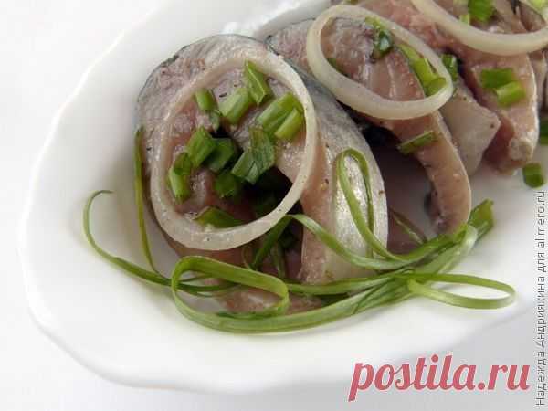 👌 Маринованная скумбрия быстрого приготовления, рецепты с фото Красную рыбу я засаливаю достаточно часто. Домашняя рыбка гораздо вкуснее магазинной. А вот приготовлением селедки или скумбрии я обычно не заморачивалась – купить быстрее. Но неда...