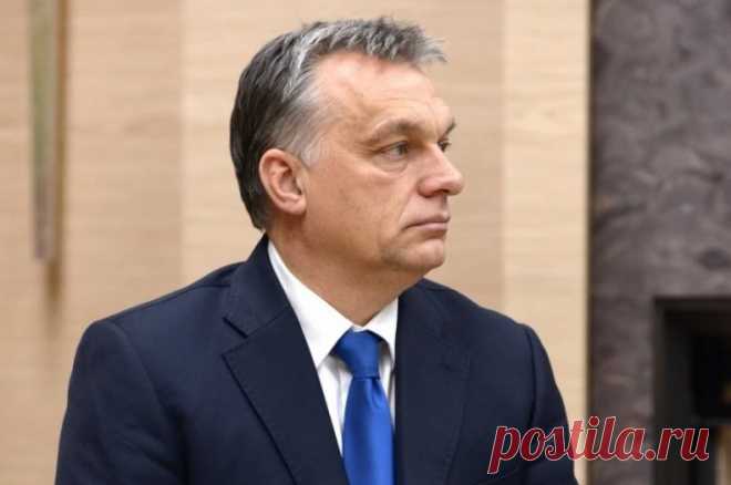 Орбан назвал современный Евросоюз неудачной пародией на СССР. Говоря о давлении ЕС на Венгрию, он заявил, что сейчас «партийный выговор называют процедурой верховенства права».