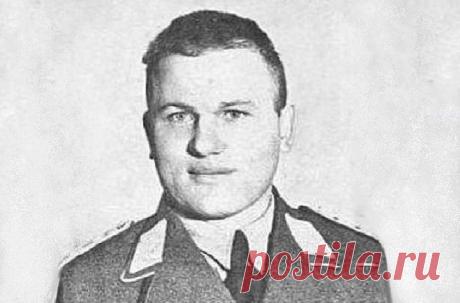 Предатели, казнокрады, рецидивисты: кого лишали звания Героя Советского Союза За всю историю существования Советского Союза медаль "Золотая Звезда Героя Советского Союза" получили более 12 тысяч человек. Казалось бы, высшая награда страны дается навсегда. Увы, не во всех случаях. Советская история знает немало примеров, когда лауреатов "Золотой Звезды Героя" лишали высокого звания. Для такого радикального решения могло быть несколько причин.