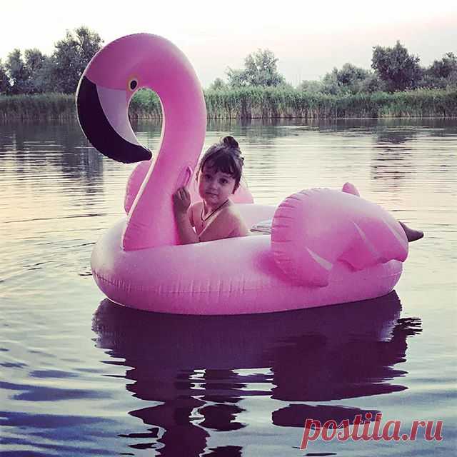 Photo by Анастасия Образцова on August 23, 2020. На изображении может находиться: 1 человек, на улице и вода.