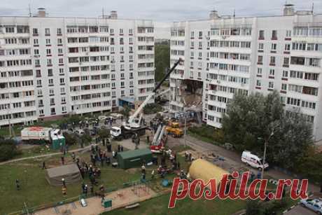 Власти рассказали о компенсациях семьям погибших при взрыве газа в доме Ногинска. Компенсация семьям людей, которые погибли при взрыве газа в доме в подмосковном Ногинске, составит один миллион рублей. Об этом заявил губернатор Московской области Андрей Воробьев. Он добавил, что жители дома, которые пострадали, получат от 100 до 500 тысяч рублей в зависимости от степени тяжести их состояния.