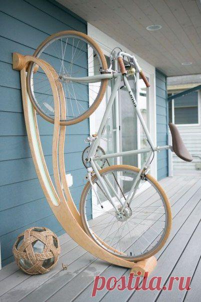 ЭЛЕГАНТНОЕ КРЕПЛЕНИЕ ДЛЯ ВЕЛОСИПЕДА