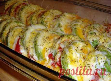 Закуска «Кабачки под сырной шубкой в сметане»
Закуска "Кабачки под сырной шубкой в сметане". Удобный рецепт из кабачков, не нужно стоять над сковородкой и брызгать маслом. Кабачки запекаются в духовке под сырной шубкой. Летняя мега вкусная, аппетитная, легкая закуска из кабачков гарантированно придется вам по душе! Быстрый смачный рецепт вкусного сытного блюда за 30 минут. Закуска Супер пальчики оближешь.
Ингредиенты и способ приготовления смотрите на нашем сайте https://h...