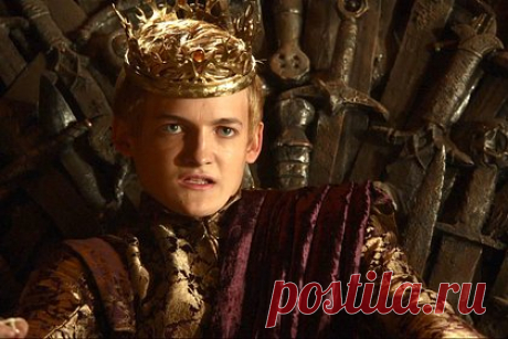 Актер из «Игры престолов» посетит Украину. Актер из «Игры престолов» Джек Глисон посетит Украину после приглашения украинского режиссера Екатерины Чепуры. По ее словам, артист приедет в страну уже в середине февраля и примет участие в нескольких публичных и закрытых мероприятиях. Глисон также привезет пикап для Вооруженных сил Украины.