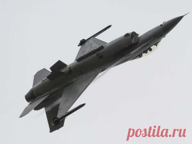 В США впервые поднялся в воздух новейший F-16V