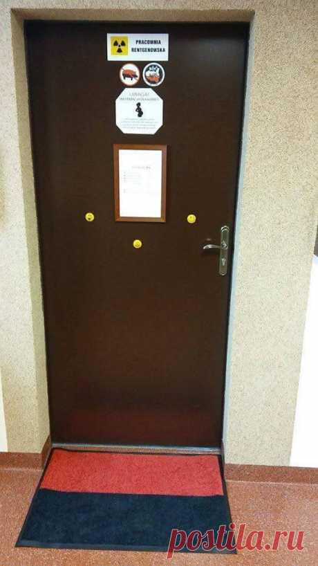 Бандеровским свиньям вход воспрещен! - в польских поликлиниках пополнение предупреждений