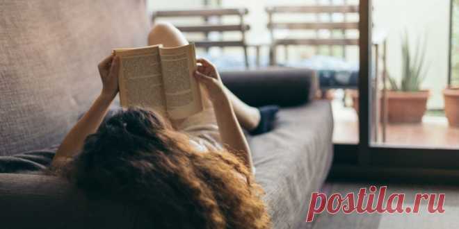 10 книг с лихо закрученным сюжетом, от которых не оторваться Эти произведения заставят вас позабыть обо всём на свете и пристально следить за судьбами героев до последней страницы.