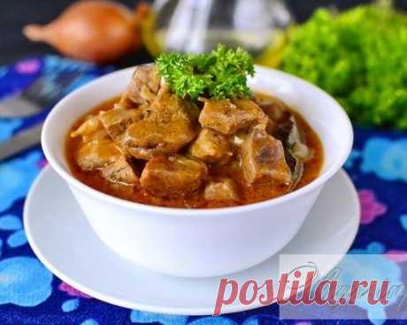 Вкусный гуляш из свинины с подливкой - густой, наваристый, с богатым вкусом и ароматом