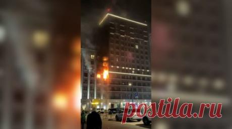 СК возбудил дело после взрыва газовых баллонов в московском ЖК «Селигер Сити». Уголовное дело возбуждено по факту гибели человека при пожаре в ЖК «Селигер Сити» в Ильменском проезде в Москве. Следователи установили, что в квартире жилого дома произошли самопроизвольный хлопок газа в баллонах и возгорание. В тушении огня были задействованы 88 специалистов, привлечено 27 единиц техники. Дело возбуждено по статье «Причинение смерти по неосторожности». В результате один человек погиб, двоих…