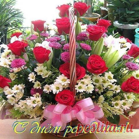 (8) Facebook