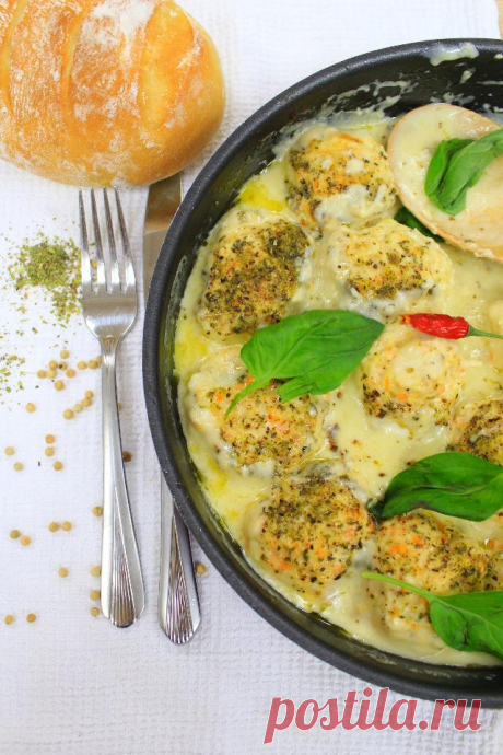 КУРИНЫЕ ТЕФТЕЛИ В СЛИВОЧНОМ СОУСЕ