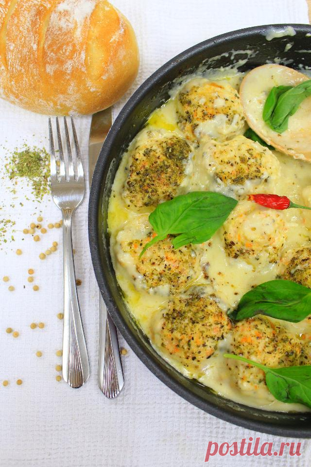 КУРИНЫЕ ТЕФТЕЛИ В СЛИВОЧНОМ СОУСЕ