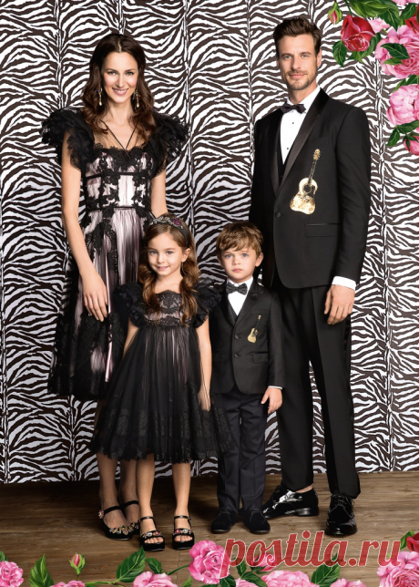 Dolce &amp; Gabbana &quot;Mini Me&quot; Summer 2017 Collection