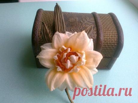 Махровый нарцисс по МК Е. Курицыной. Попытка №2 / Прочие виды рукоделия / Цветы из ткани