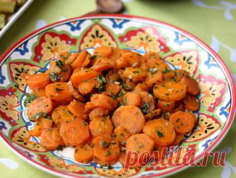 Салат из моркови по-восточному
Простой вкуснейший салат из вареной моркови, чеснока, тмина с ароматной заправкой из сока лимона, оливкового масла и петрушки.