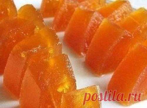 Медовая тыква - вкуснейший десерт. Ингредиенты: Тыква - 400-500 гр. Мёд - 3 ст. л. Сливочное масло - 30 гр. Корица по вкусу. Приготовление: Тыкву нарезать кусочками не более 2 см, обмазать мёдом с корицей. Чашу мультиварки смазать слив...