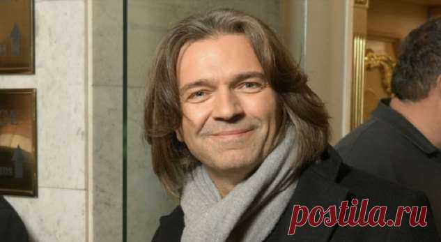 «Настоящий сын»: Дмитрий Маликов с 74-летней мамой гуляет по Парижу . Милая Я